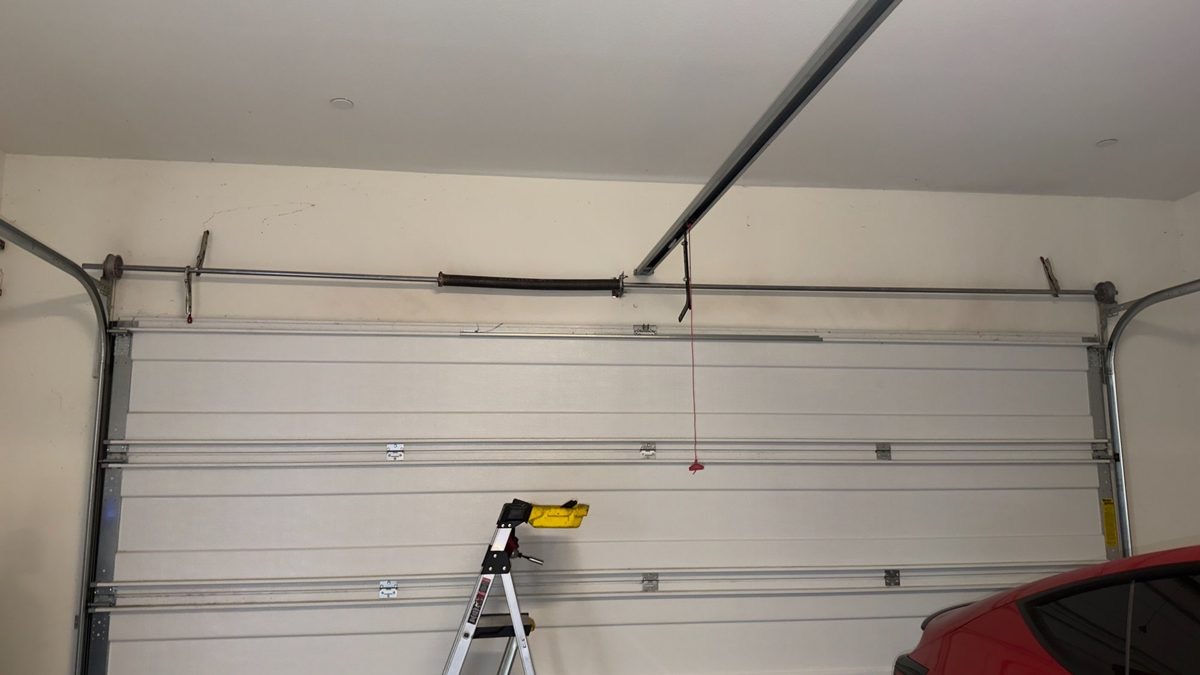Garage door cable replacement in Mission Viejo