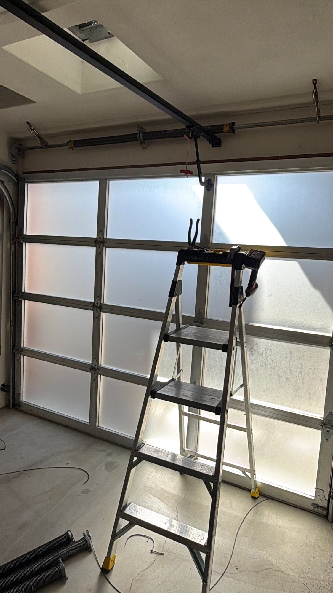 Garage door repair on a Lake Forest area home